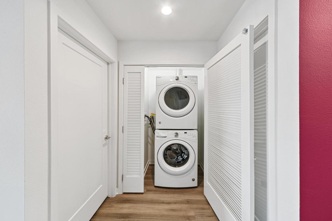Fairfax District Chic City Oasis 2 Bedroom Apt With Den 136 Los Angeles Dış mekan fotoğraf
