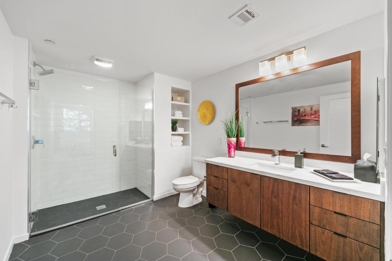 Fairfax District Chic City Oasis 2 Bedroom Apt With Den 136 Los Angeles Dış mekan fotoğraf