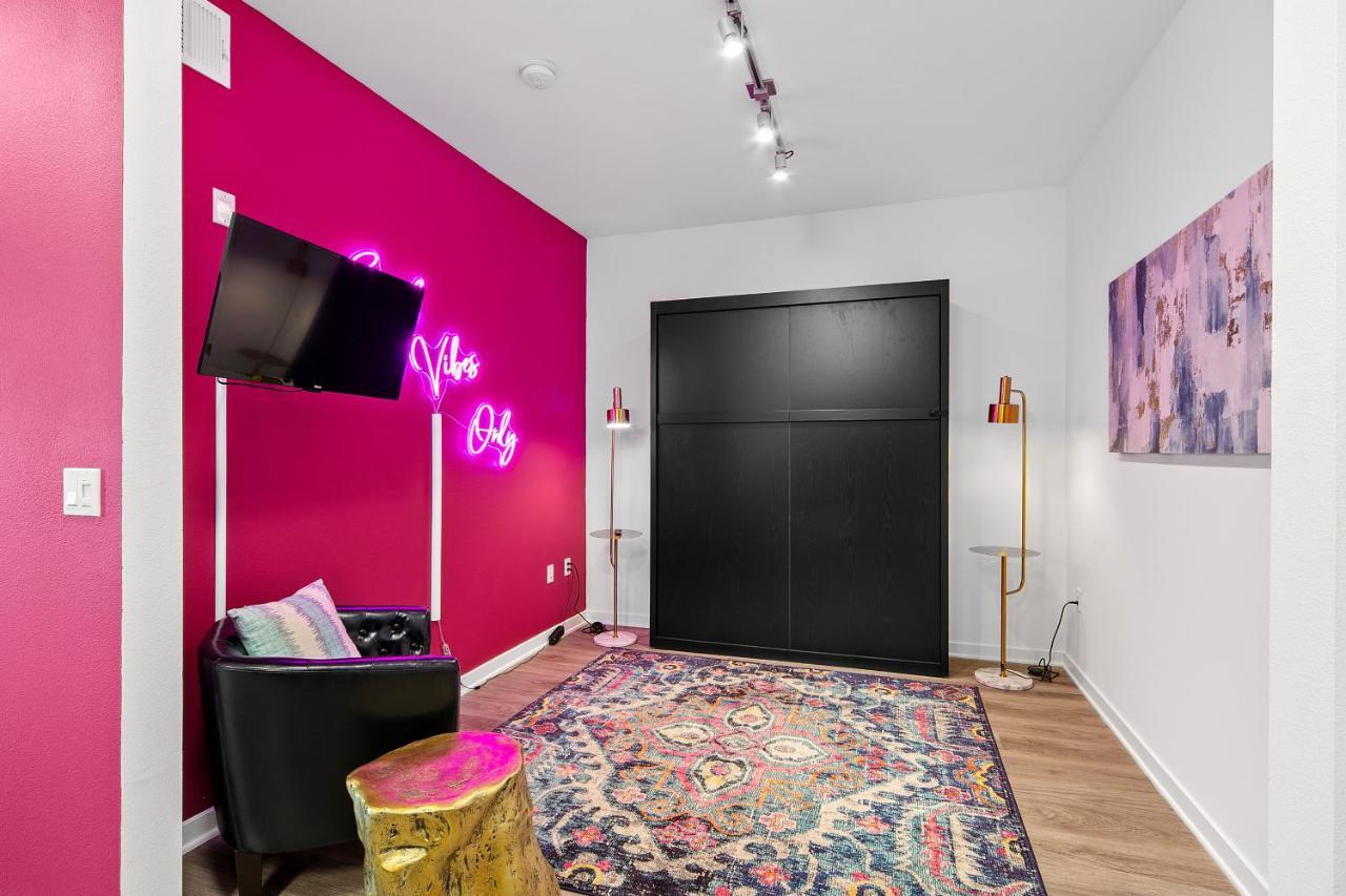 Fairfax District Chic City Oasis 2 Bedroom Apt With Den 136 Los Angeles Dış mekan fotoğraf